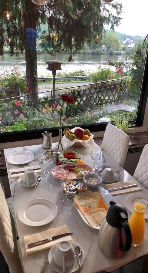 Hotel Gonzlay Трабен-Трарбах Екстериор снимка